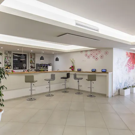 Hotel Sentido Michelizia Tropea