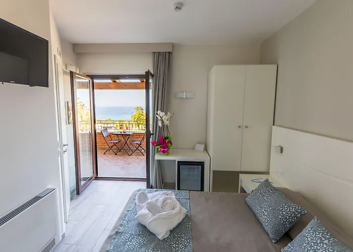 Sentido Michelizia Tropea